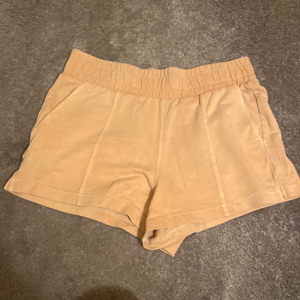 High waisted coral shorts